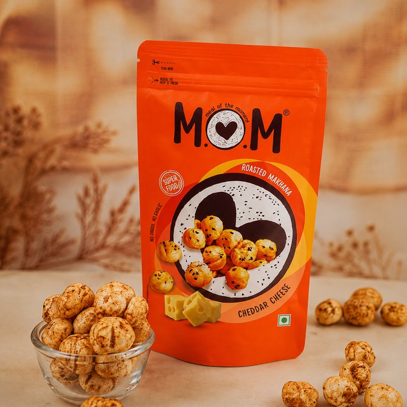MOM Cheddar Cheese Makhana 70g | Roasted Fox Nuts | Cheddar Cheese Flavoured | Crunchy Ready-to-Eat Snack | High Protein