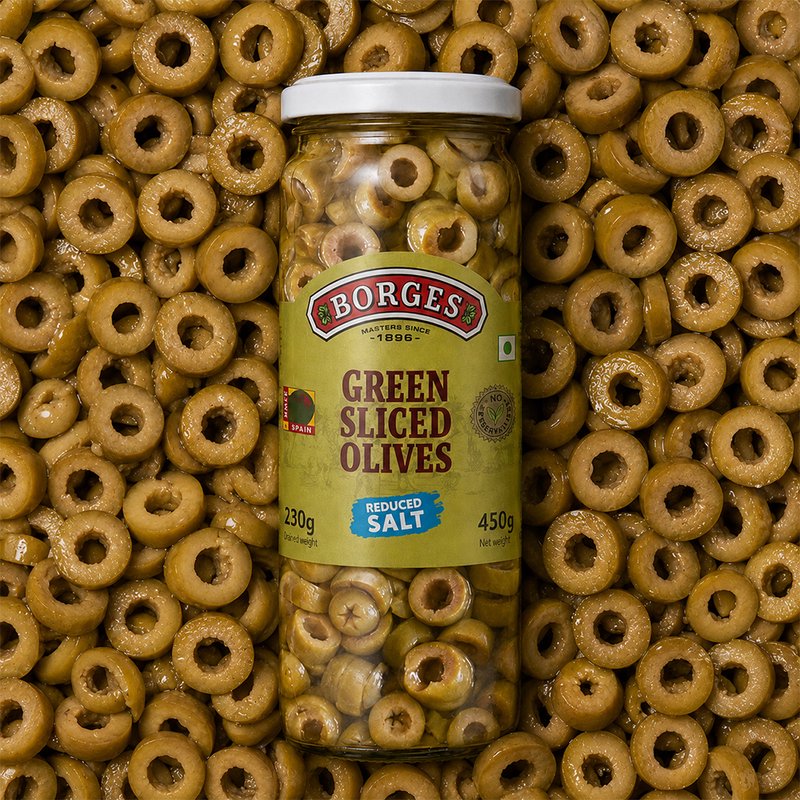 Borges Sliced Green Olives | Ready-to-Use Premium Green Olives | Perfect for Salads, Pizza, Pasta, Sandwiches & Mediterranean Recipes | 450g